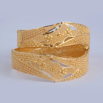 Pure White Gold Bangle 